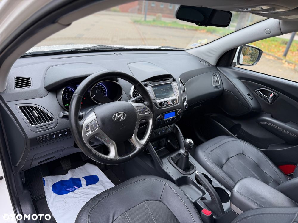 Hyundai ix35 2.0 CRDi 4WD Premium - 23