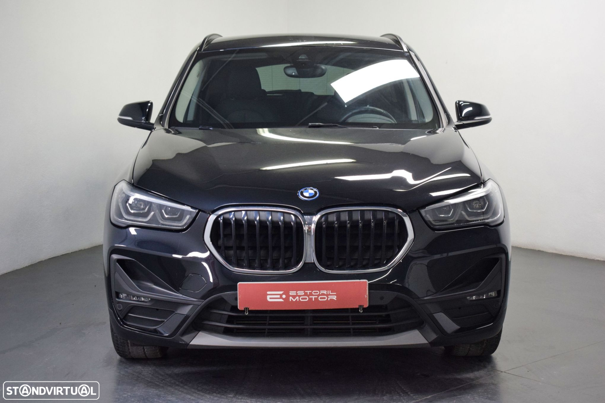 BMW X1 25 e xDrive Corporate Edition - 2