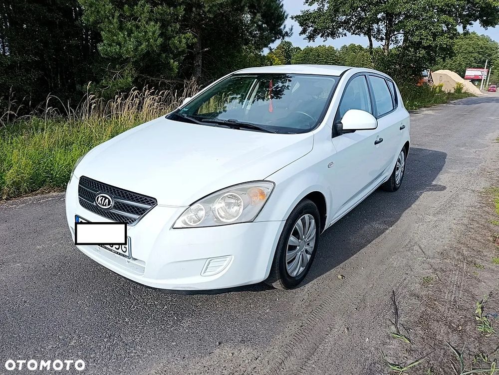 Kia Ceed 1.4 CVVT LX - 1