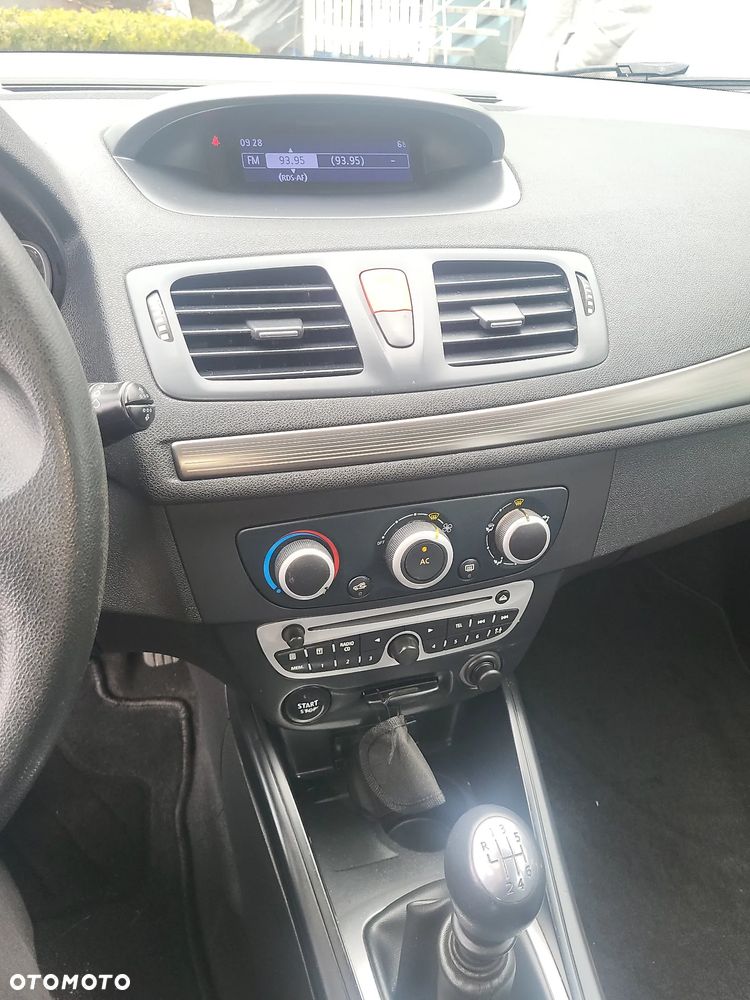 Renault Megane 1.5 dCi Privilege - 35