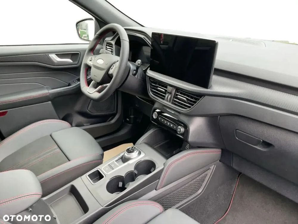 Ford Kuga 1.5 EcoBoost FWD ST-Line - 11