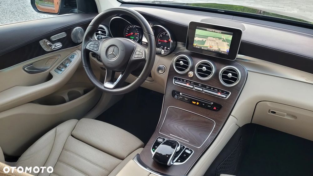 Mercedes-Benz GLC - 8