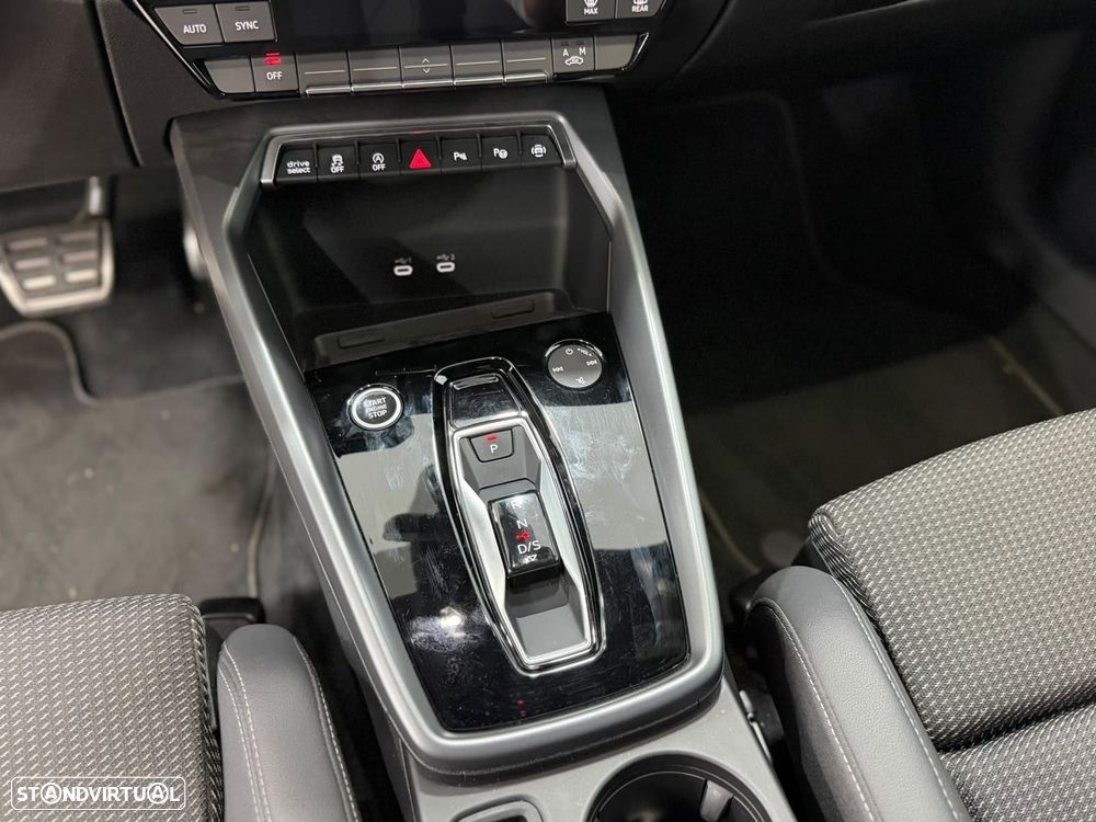 Audi A3 Sportback 30 TFSI S line S tronic - 11