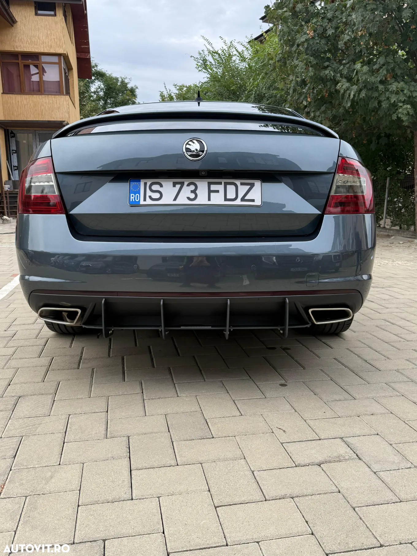 Skoda Octavia 2.0 TDI DSG RS - 6