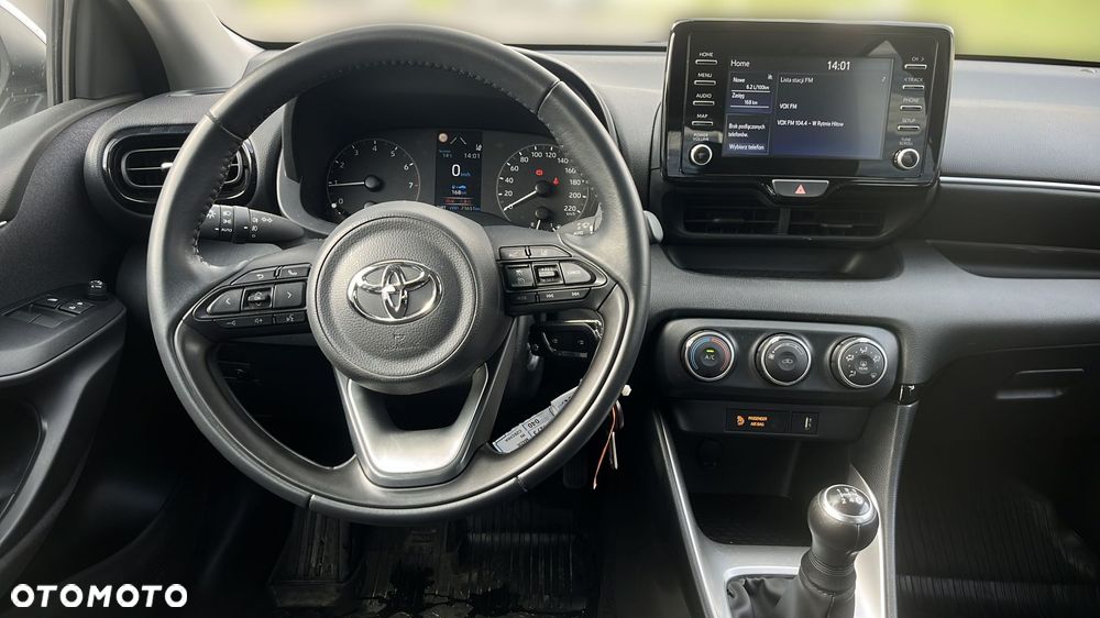 Toyota Yaris - 12