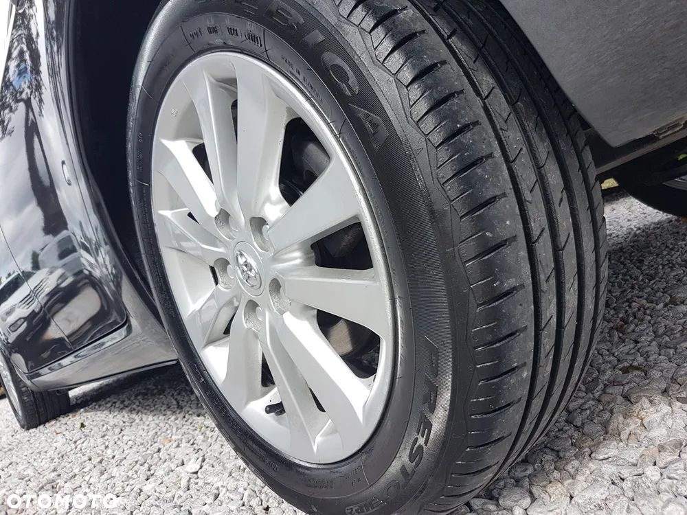 Toyota Auris 2.0 D-4D Executive - 35