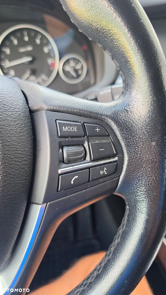 BMW X3 xDrive28i - 19