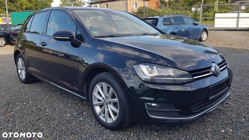 Volkswagen Golf 2.0 TDI BlueMotion Technology DSG Lounge - 3