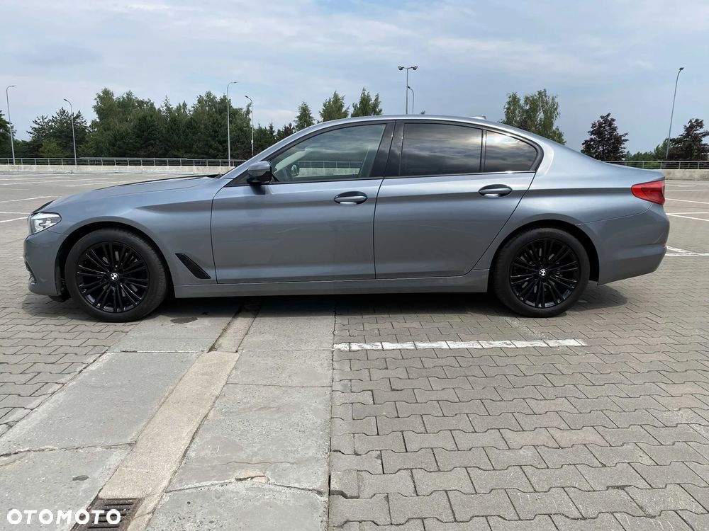 BMW Seria 5 520d Sport Line - 7