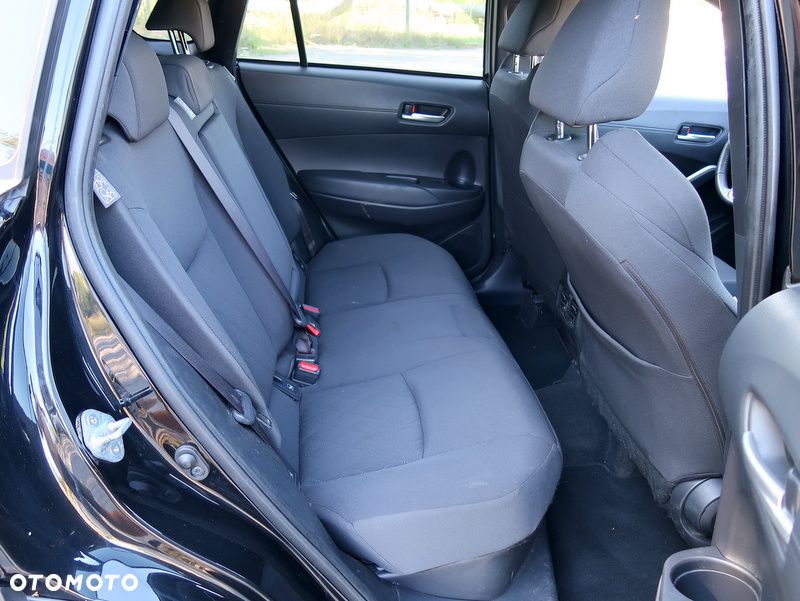 Toyota Corolla Cross 2.0 Hybrid Comfort - 18