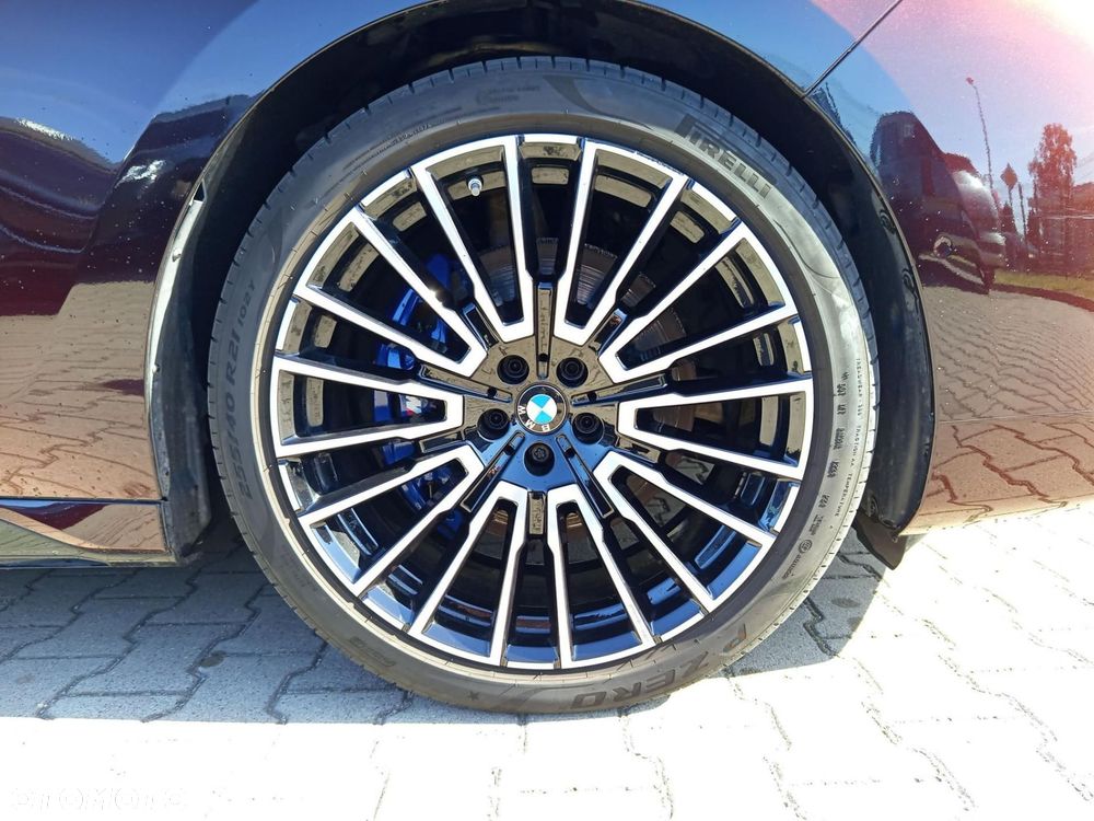 BMW Seria 7 - 9