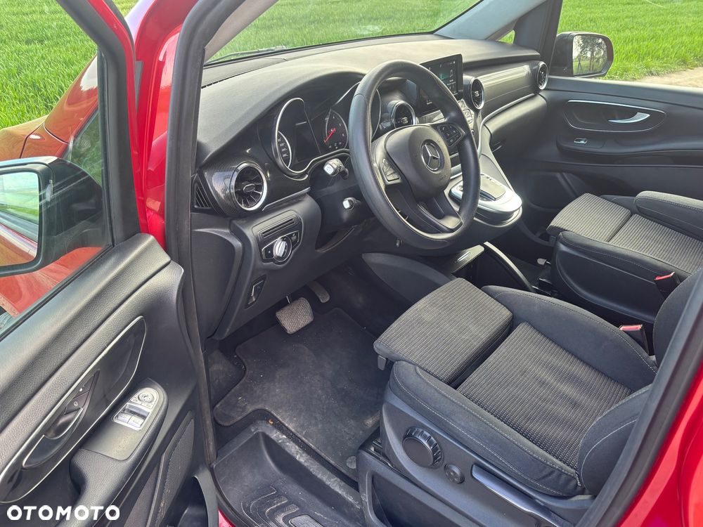 Mercedes-Benz Klasa V 220 d Extralang 9G-TRONIC - 12