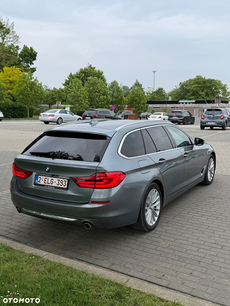 BMW Seria 5 518d Luxury Line - 3