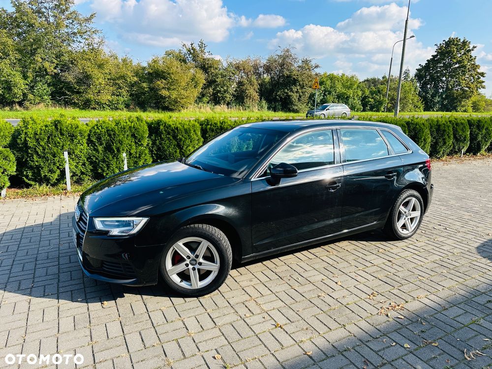 Audi A3 Sportback - 8