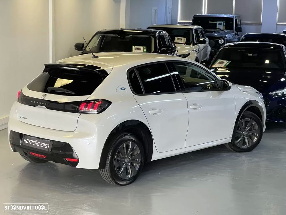 Peugeot e-208 Active Pack - 14