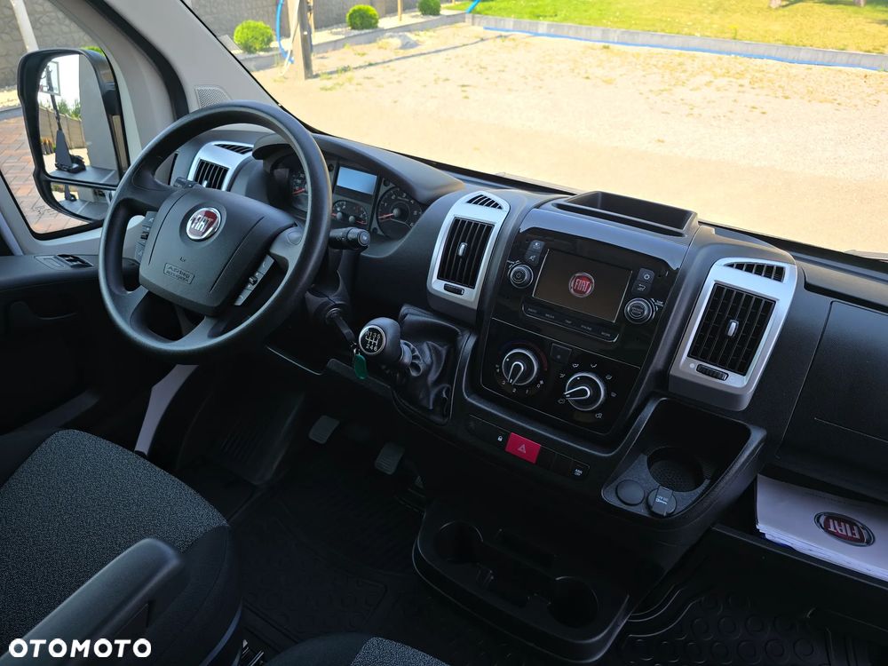 Fiat DUCATO L4H2 MAXI KOŁA16 Cali SILNIK IVECO 2,3 140KM 85 Tyś km SERWIS DO OSTATNIEGO Km ASO FIAT SALON POLSKA BOGATA OPCJA WYPOSAŻENIA  TEMPOMAT KAMERA COFANIA AIR-BAG x2 KLIMA - 4