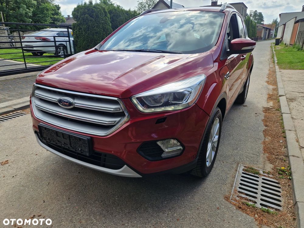 Ford Kuga 1.5 EcoBoost 2x4 Titanium - 1