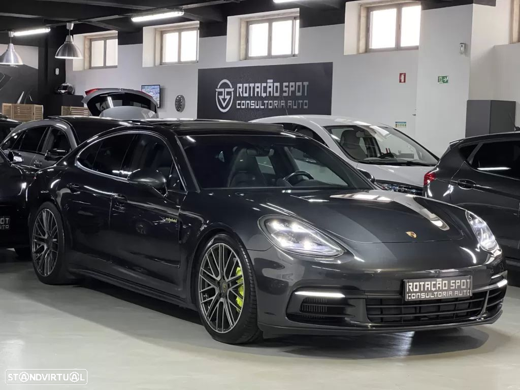 Porsche Panamera 4 E-Hybrid Executive - 3