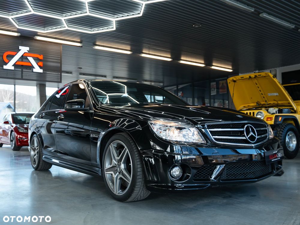 Mercedes-Benz Klasa C 63 AMG