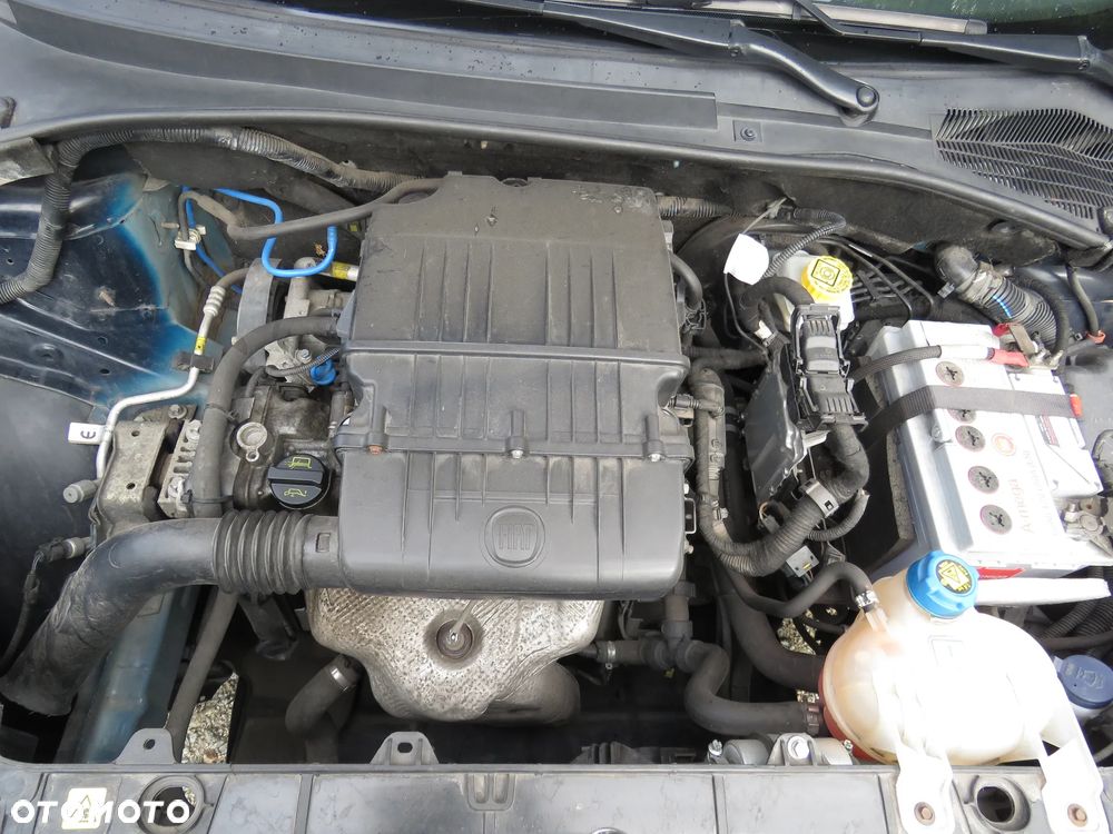 Fiat Punto 1.4 Easy S&S - 27