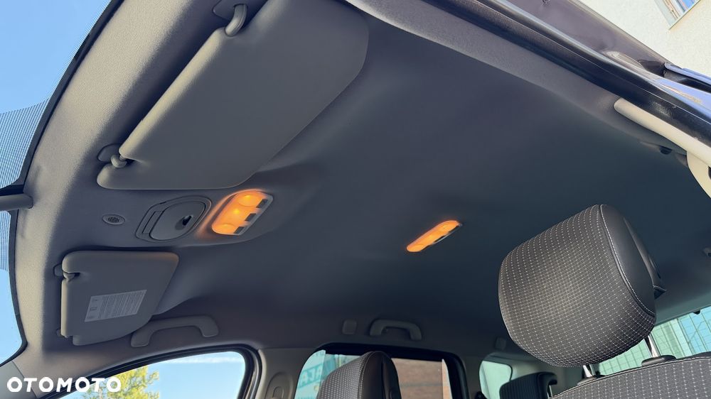 Renault Scenic dCi 130 FAP Start & Stop Bose Edition - 21