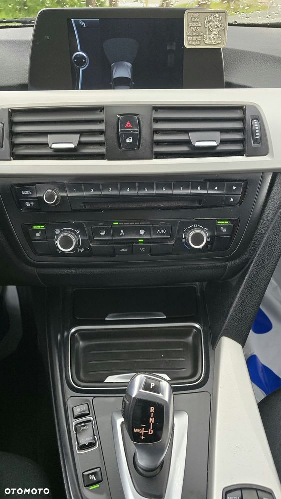 BMW Seria 3 - 27
