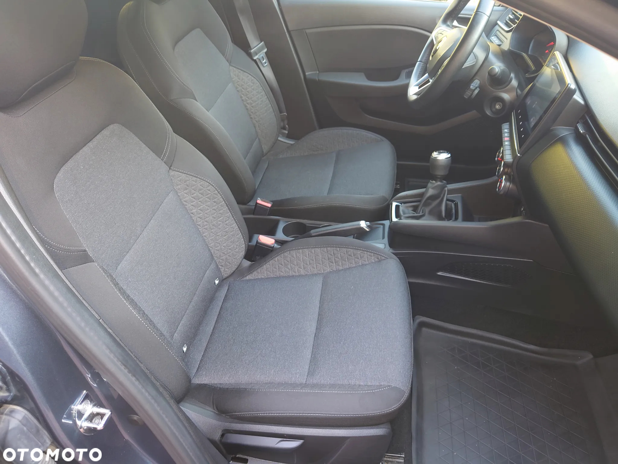 Renault Clio 1.0 TCe Intens - 19
