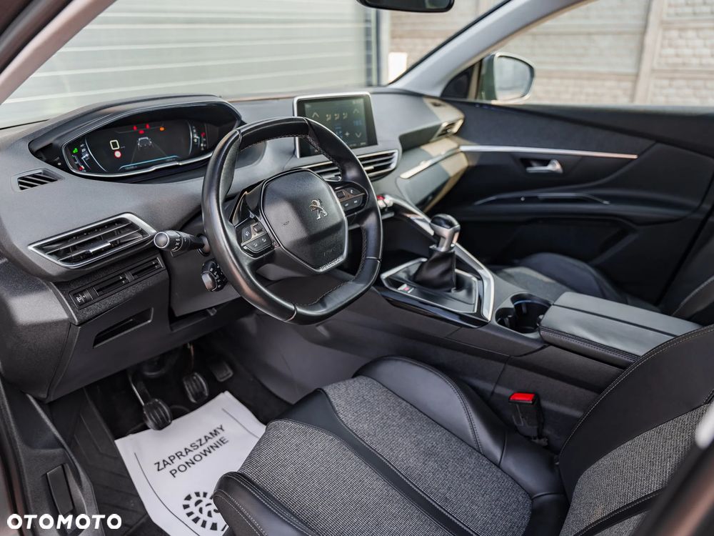 Peugeot 5008 BlueHDi 120 Allure - 17