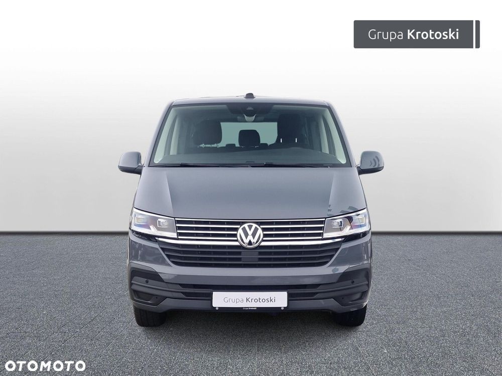 Volkswagen Caravelle - 10