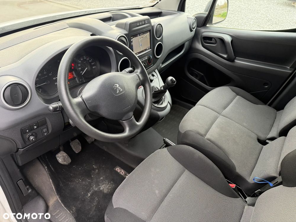 Peugeot PARTNER - 16