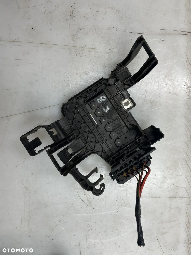 Skrzynka bezpieczników Seat Ibiza IV 6R0915345E - 2