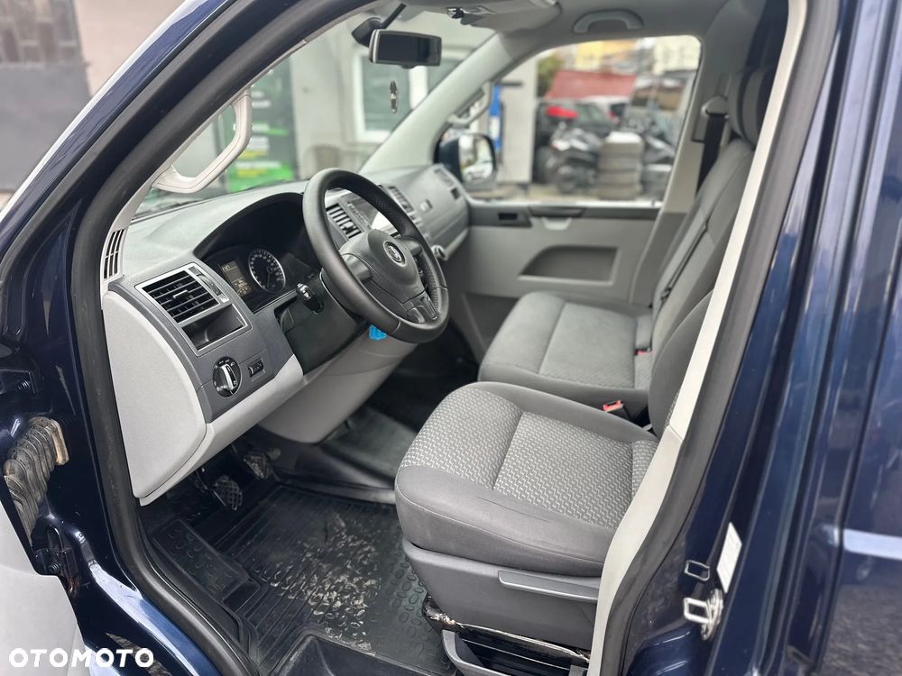 Volkswagen Transporter T5 - 12