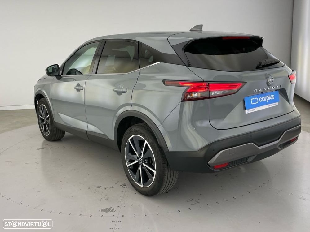 Nissan Qashqai 1.3 DIG-T N-Connecta - 24