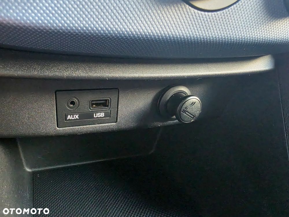 Hyundai i10 1.2 Fifa World Cup Edition - 22
