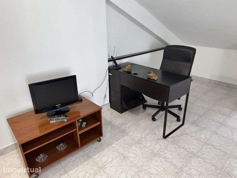 Apartamento T2 no centro de Angra do Heroísmo - Grande imagem: 3/12