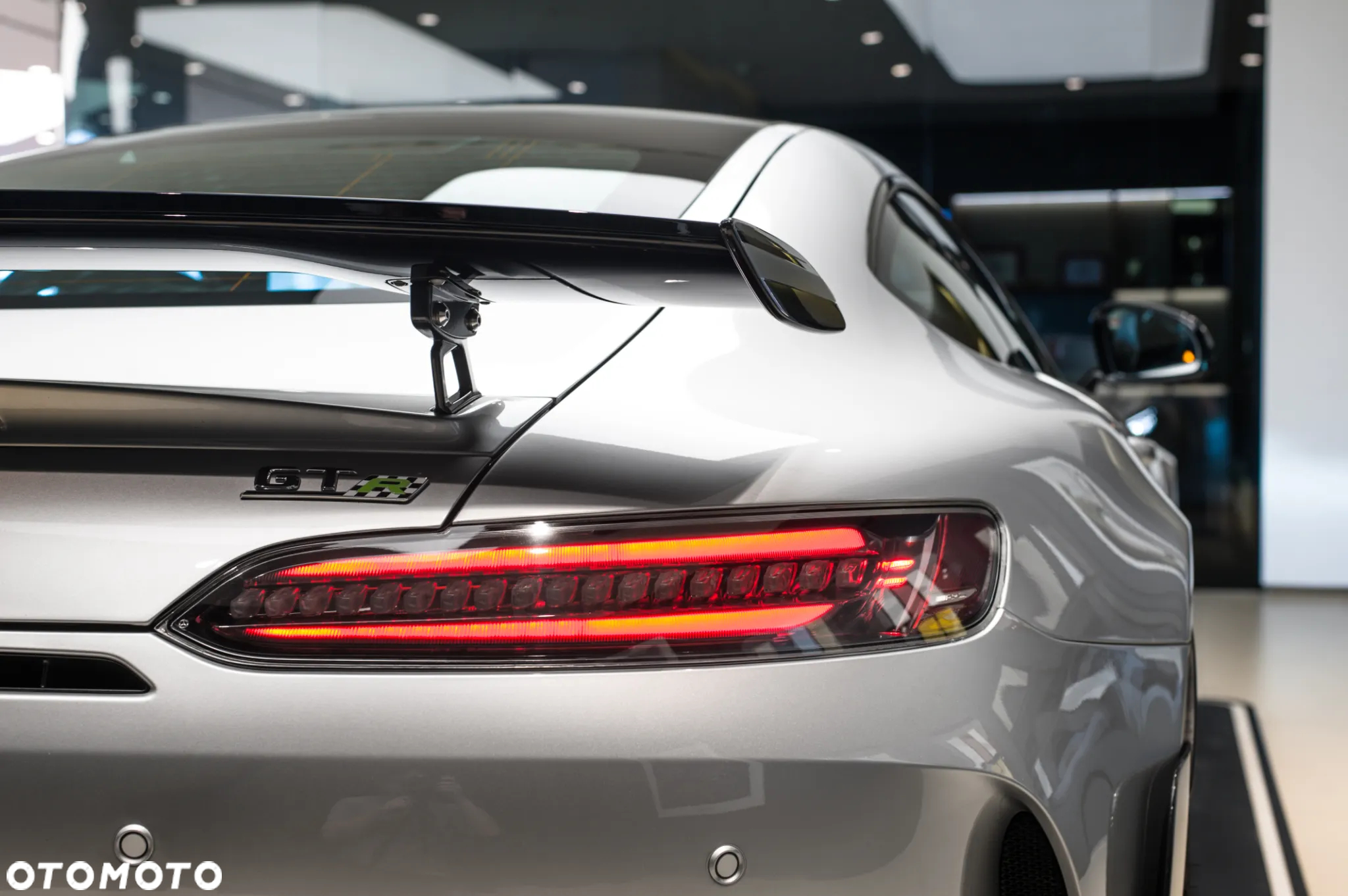 Mercedes-Benz AMG GT R - 10