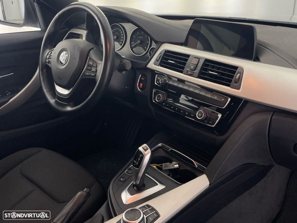 BMW 418 Gran Coupé d Advantage Auto - 23