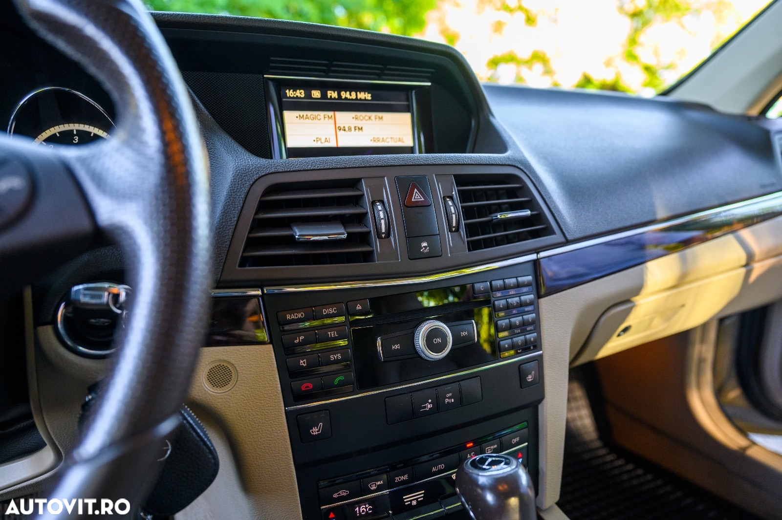 Mercedes-Benz E - 18