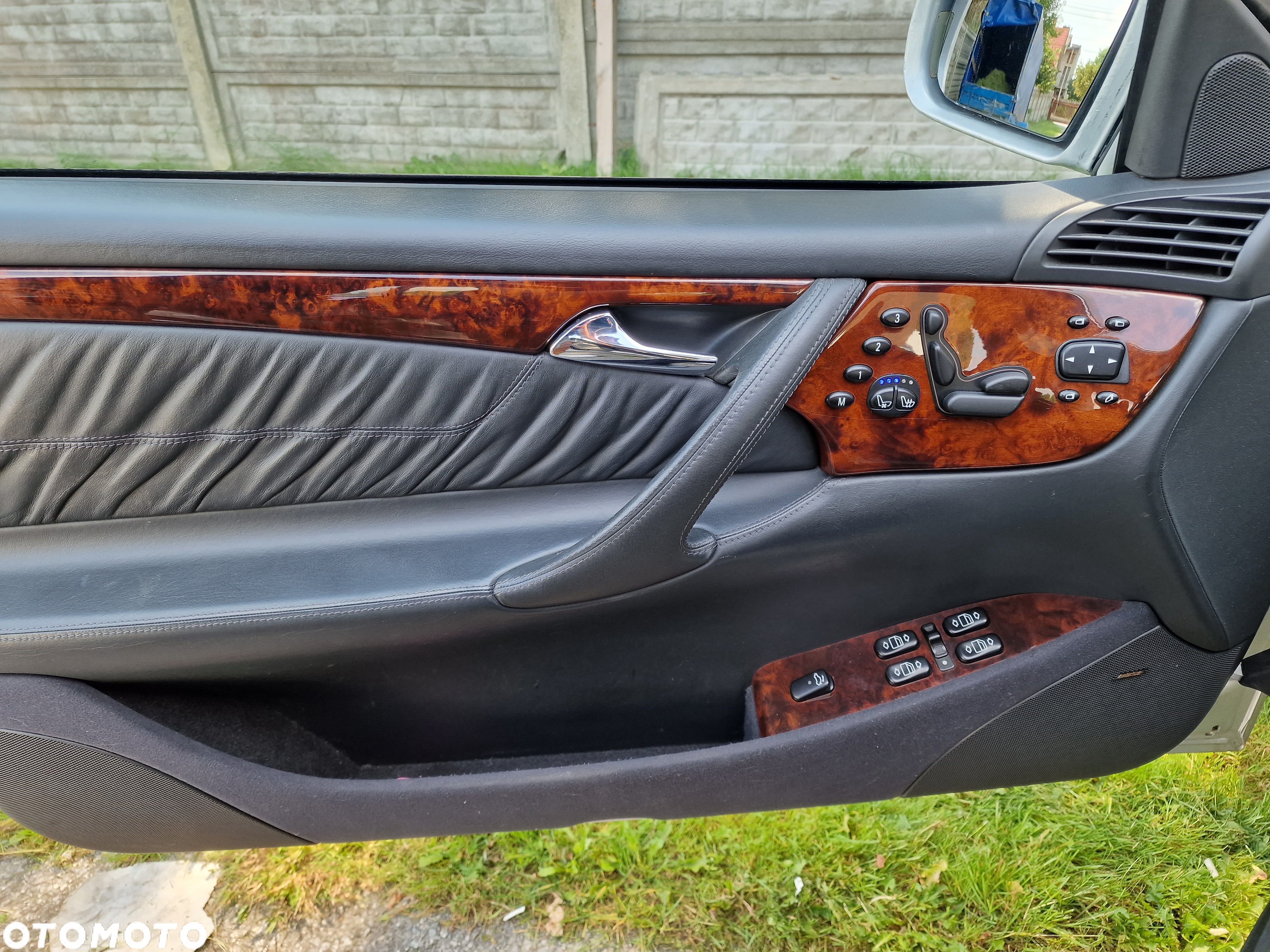 Mercedes-Benz CL 500 - 22