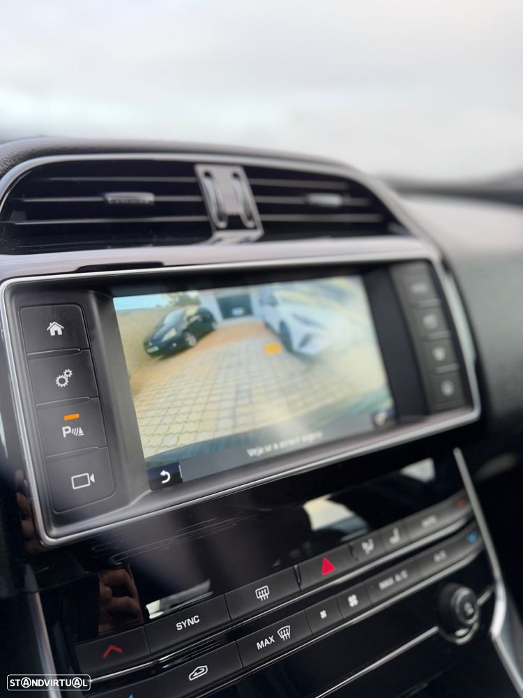 Jaguar XE E-Performance Aut. R-Sport - 11