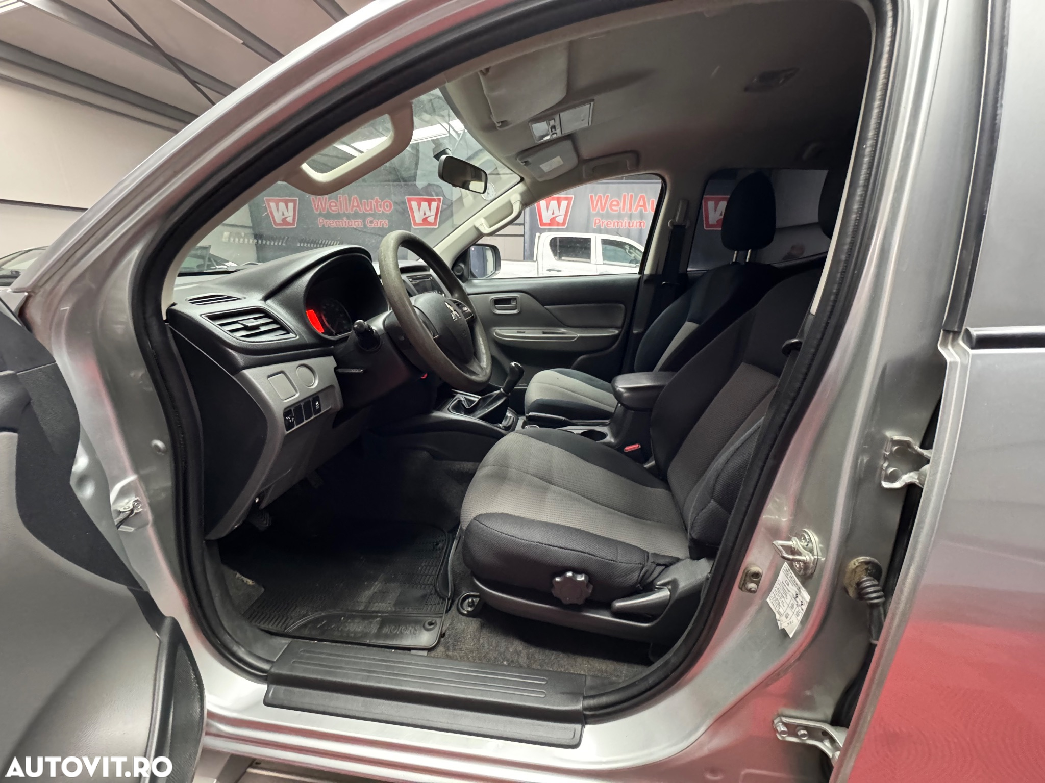 Mitsubishi L200 - 10