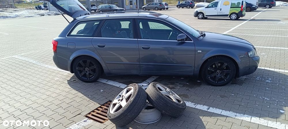 Audi A4 Avant - 14