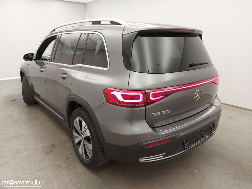 Mercedes-Benz EQB 250 Progressive - 5