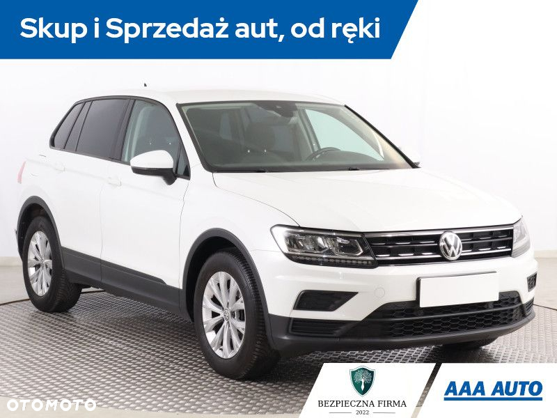 Volkswagen Tiguan - 2