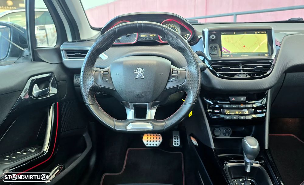 Peugeot 2008 PureTech 110 Stop&Start EAT6 GT-Line Edition - 17