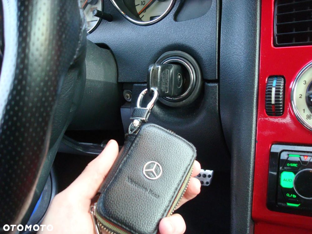Mercedes-Benz SLK - 24