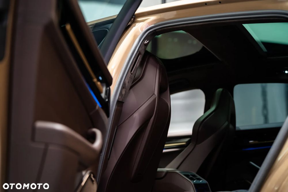 Porsche Panamera - 19