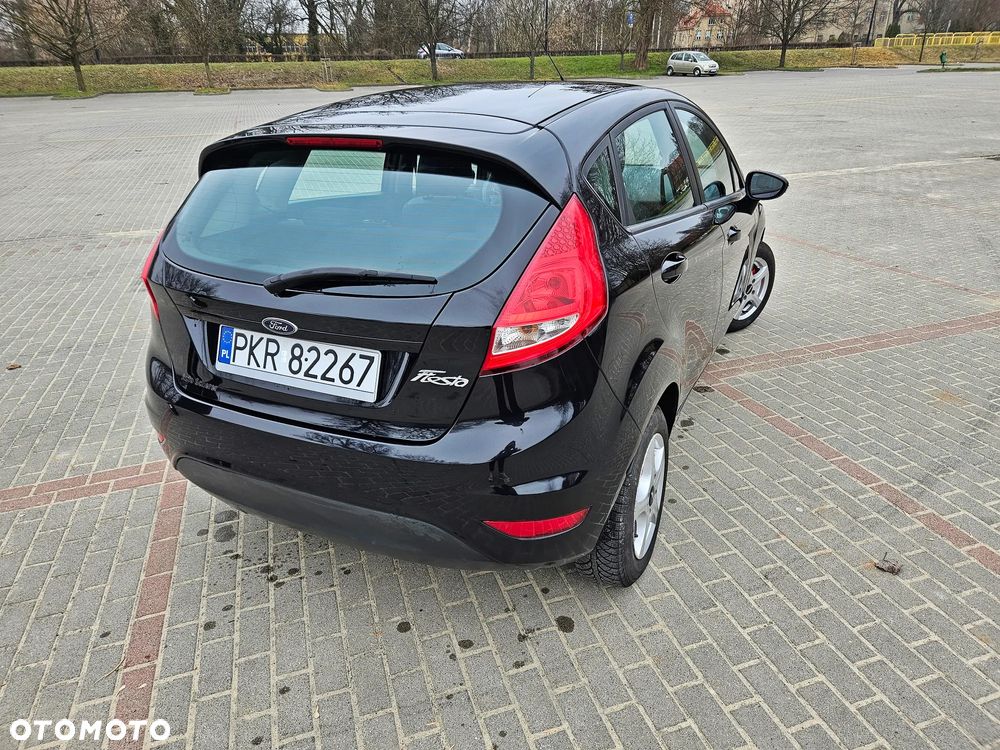 Ford Fiesta 1.4 Ghia - 4