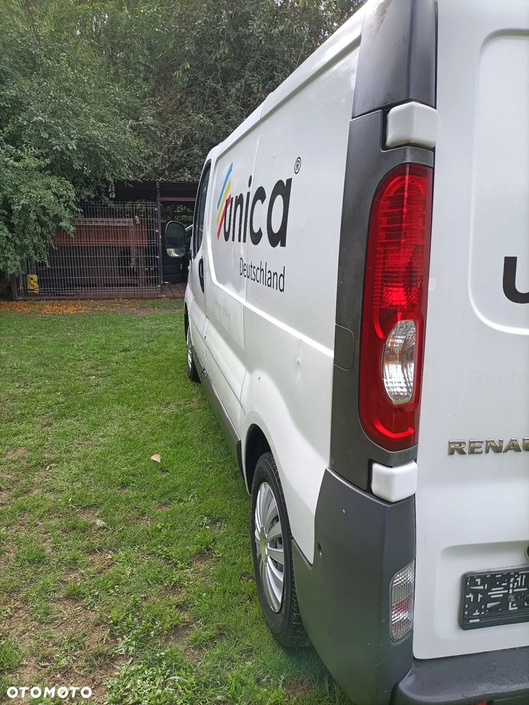Renault Trafic - 14