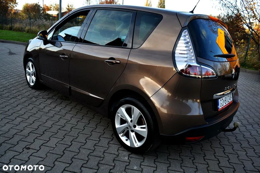 Renault Scenic ver-1-5-dci-dynamique-edc - 2